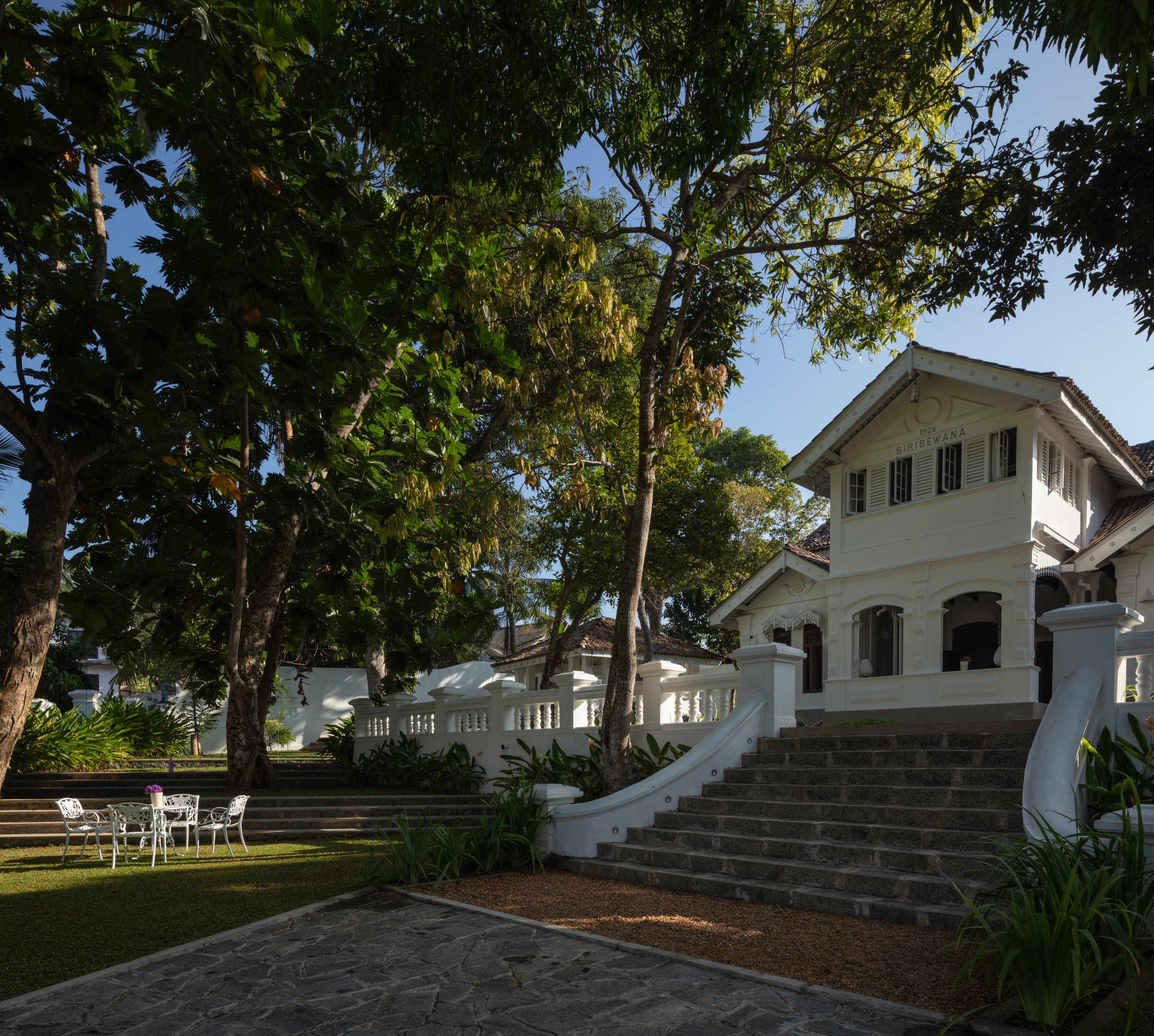 ARCHITECTURAL - RIVER HOUSE